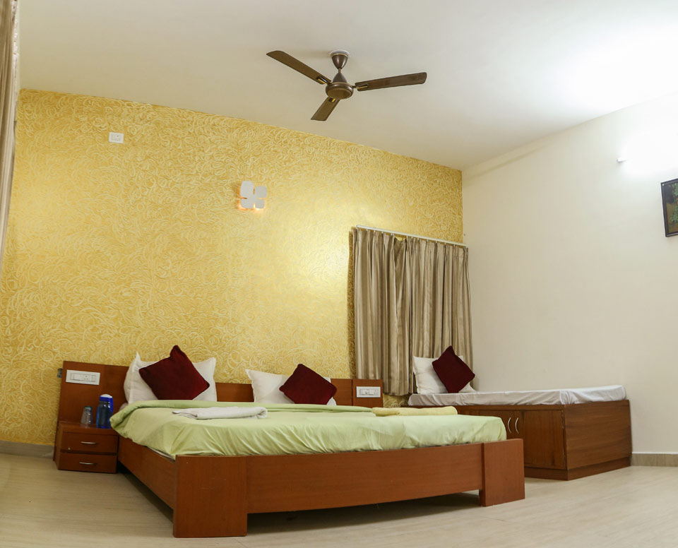Triple Room in Yercaud Resort